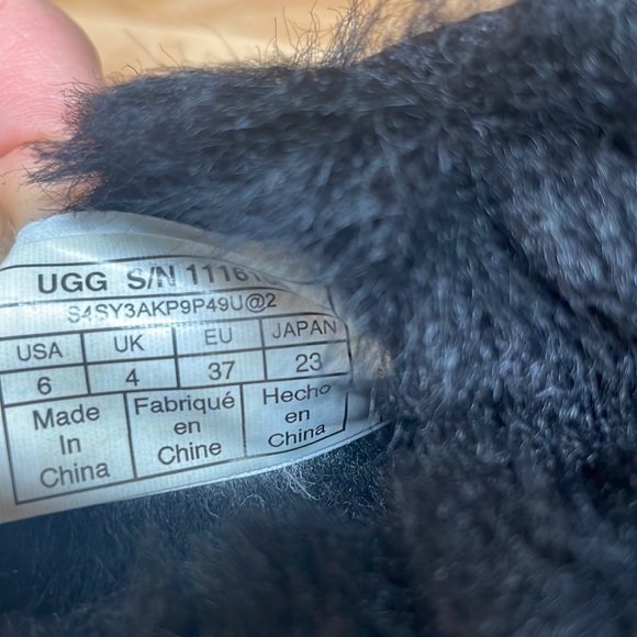 UGG Classic Ultra Mini GUC - Picture 6 of 13